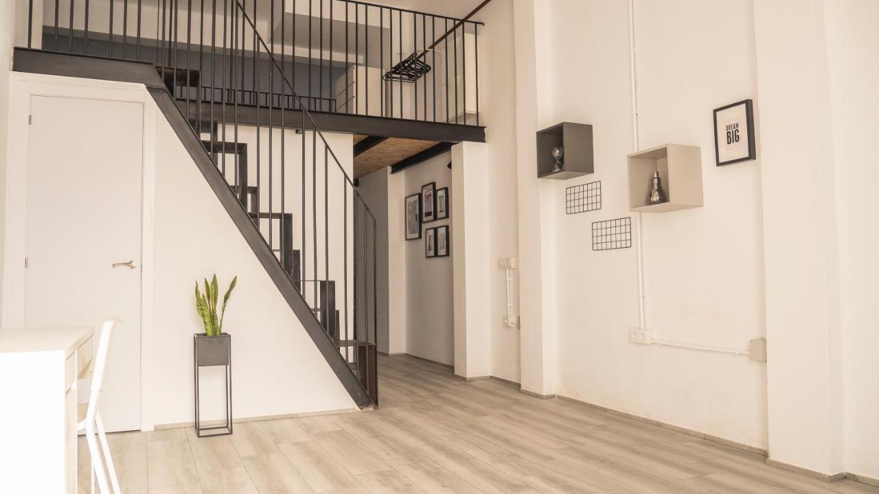 Amplio Apartamento Con Bicicletas Apartment Валенсия Екстериор снимка
